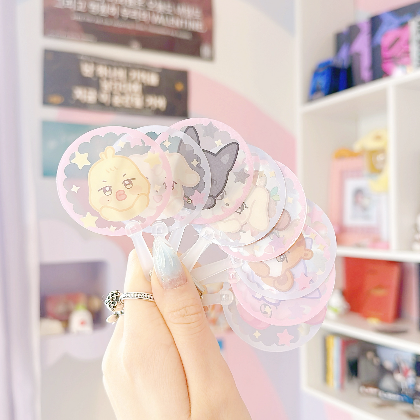 Aniteez (a)tiny picket keychains