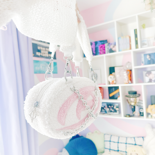 Break The Wall fluff bag pink version PREORDER