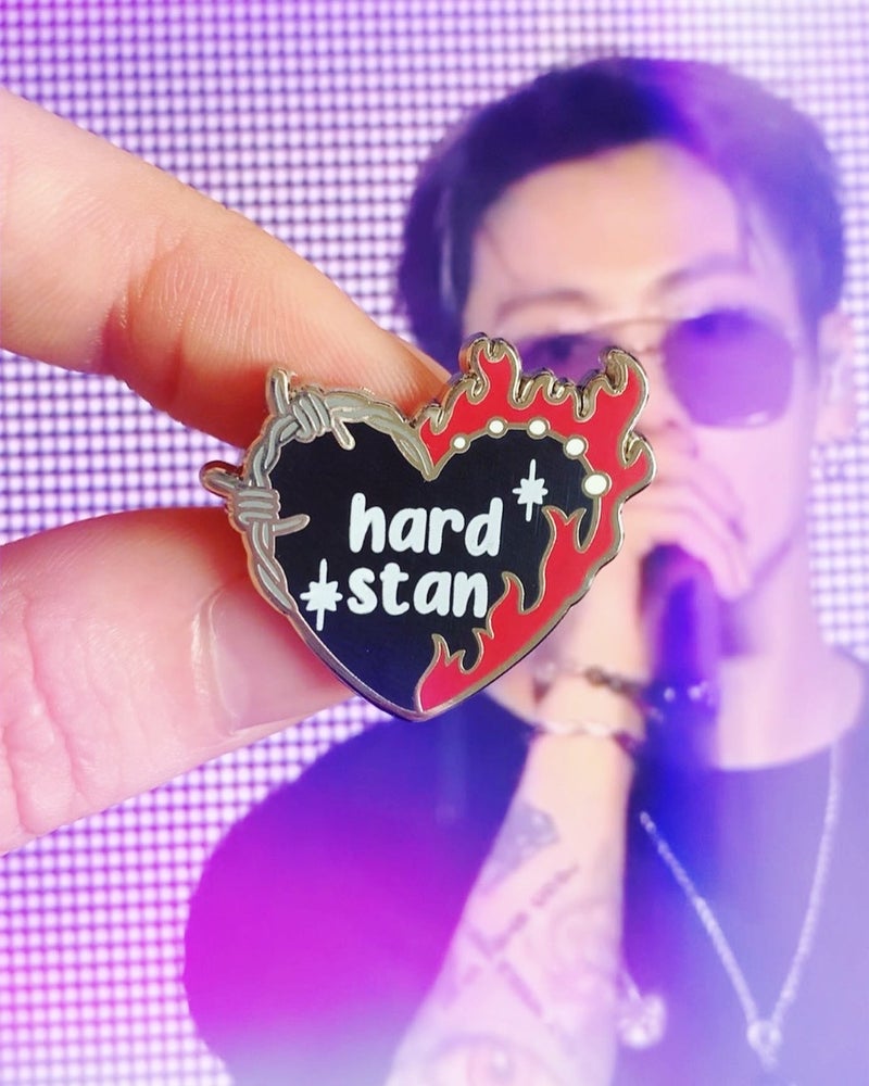 Hard stan / Soft stan pins