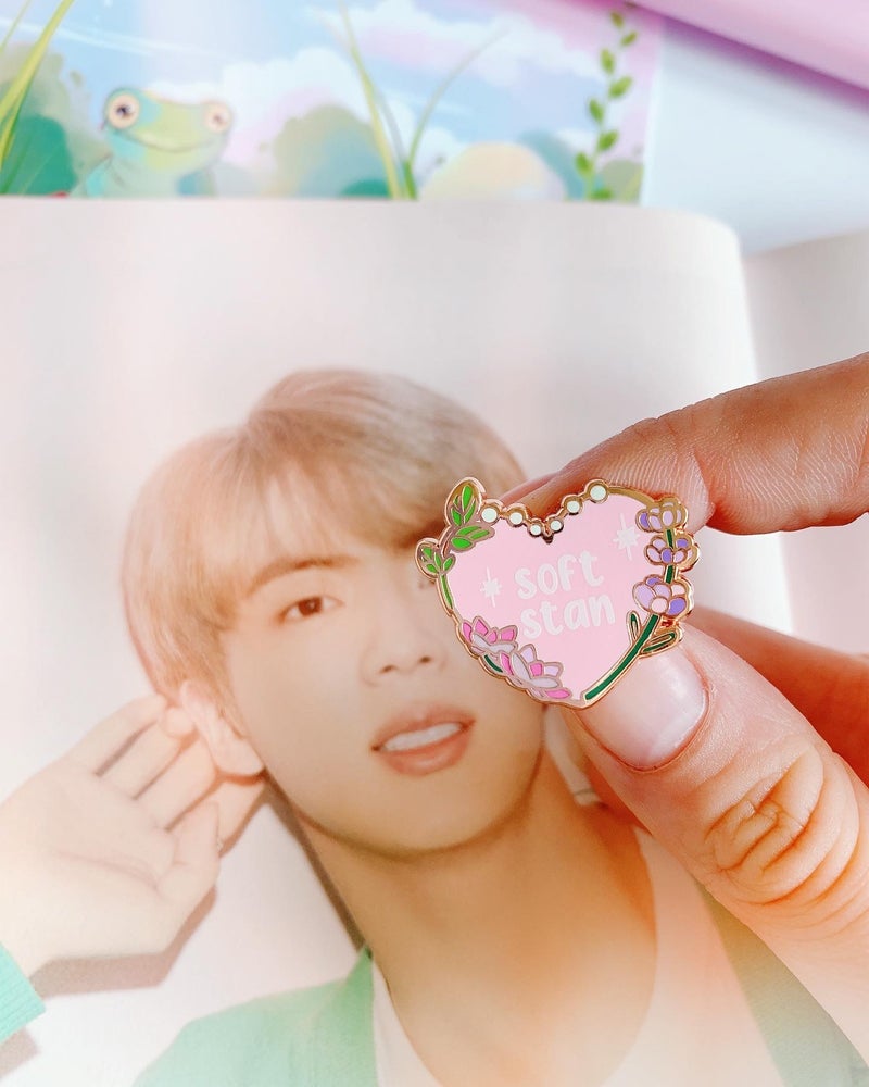 Hard stan / Soft stan pins