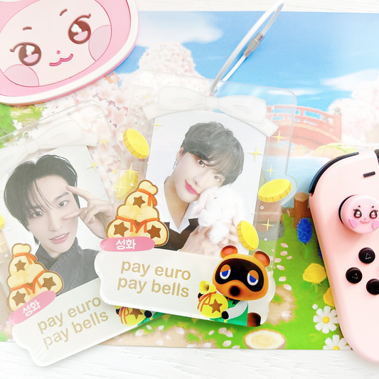 Matz Crossing photocard keychain