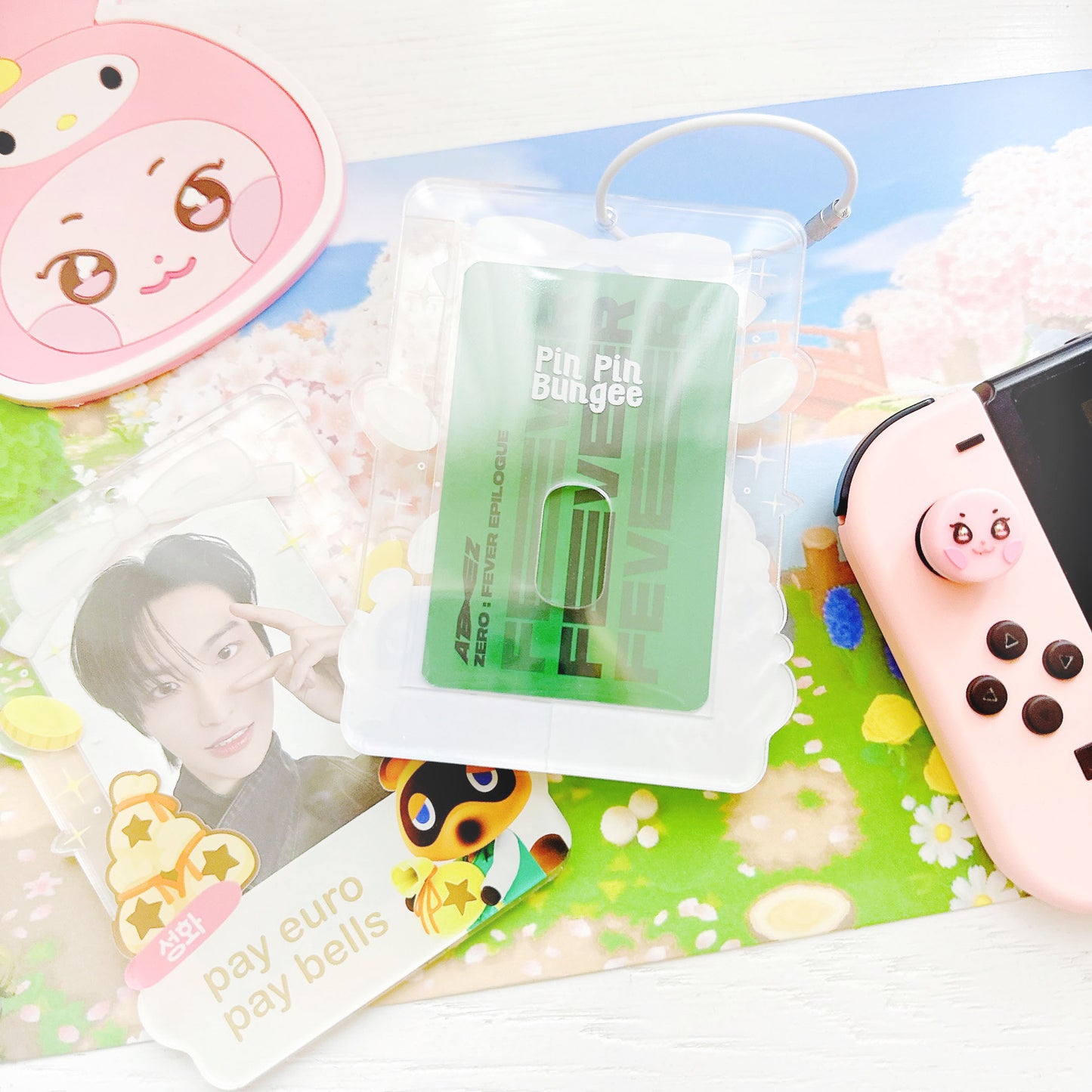 Matz Crossing photocard keychain