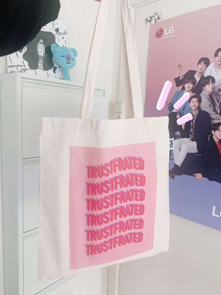 Trustfrated tote bag