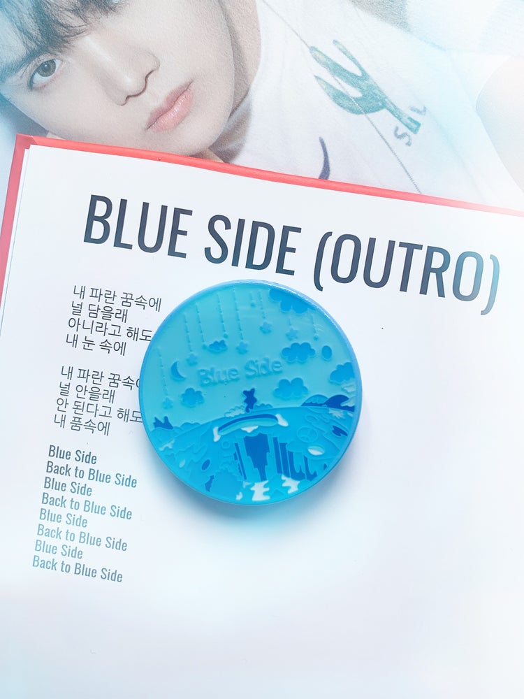 Blue Side enamel pin – Pin Pin Bungee